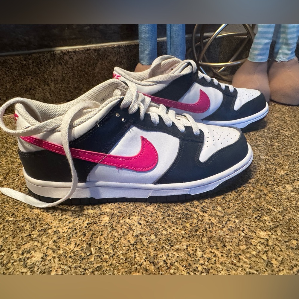 Nike Dunk Low GS 'Obsidian Fierce
Pink' 5Y